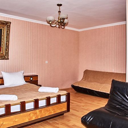 Hotel Georgia Gori Ngoại thất bức ảnh