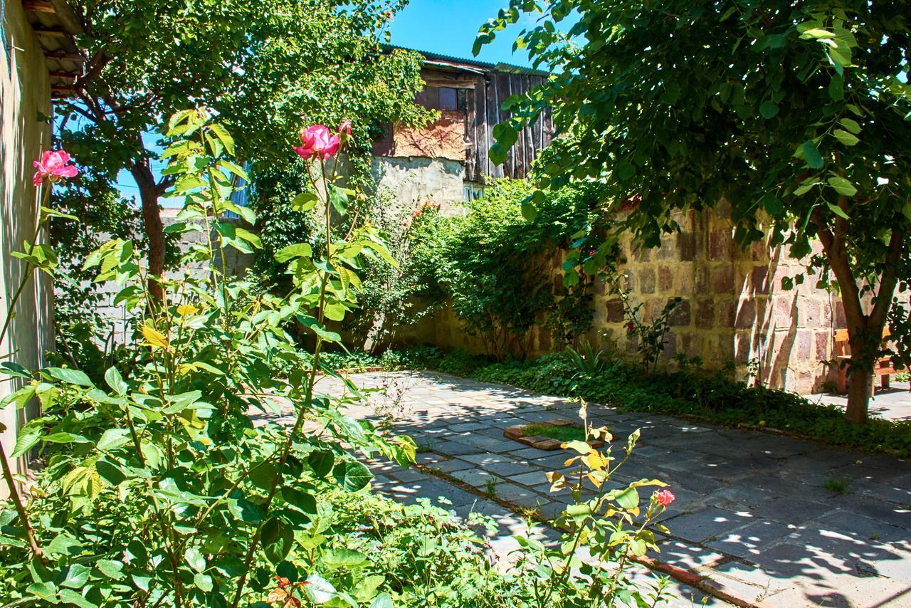 Hotel Georgia Gori Ngoại thất bức ảnh