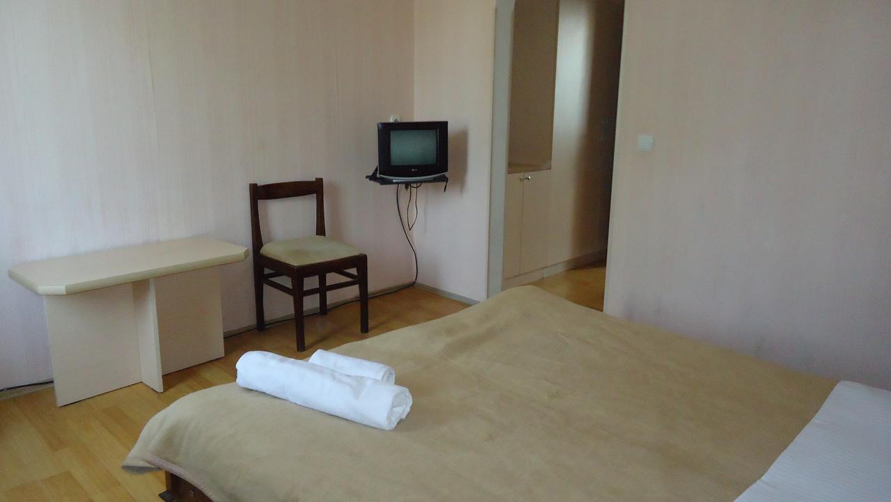 Hotel Georgia Gori Ngoại thất bức ảnh